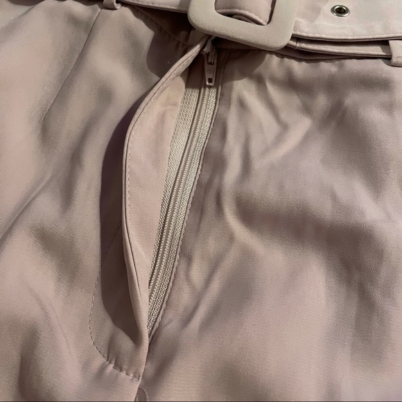 Pink Pants - Picture 5 of 8